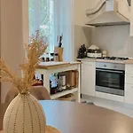 With Spacious Terrace Floramy Апартаменты Опатия