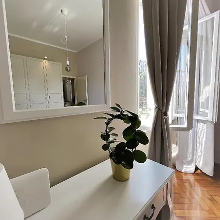With Spacious Terrace Floramy Appartement